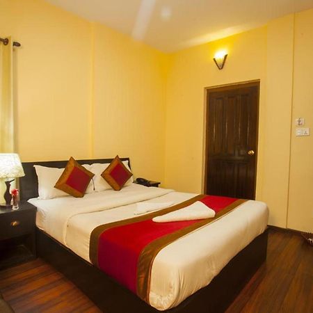 Hotel Ambe Inn By Ambience Delhi Igi Airport 뉴델리 외부 사진